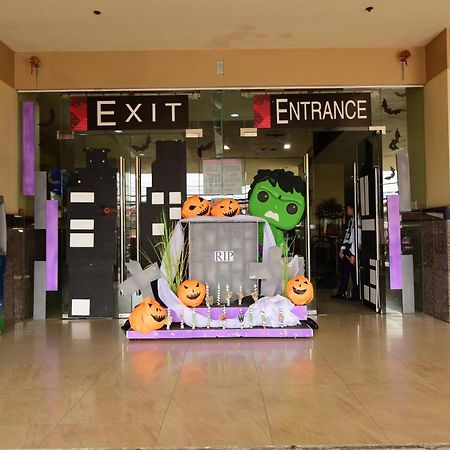 Eon Centennial Soho Hotel Cebu Екстериор снимка