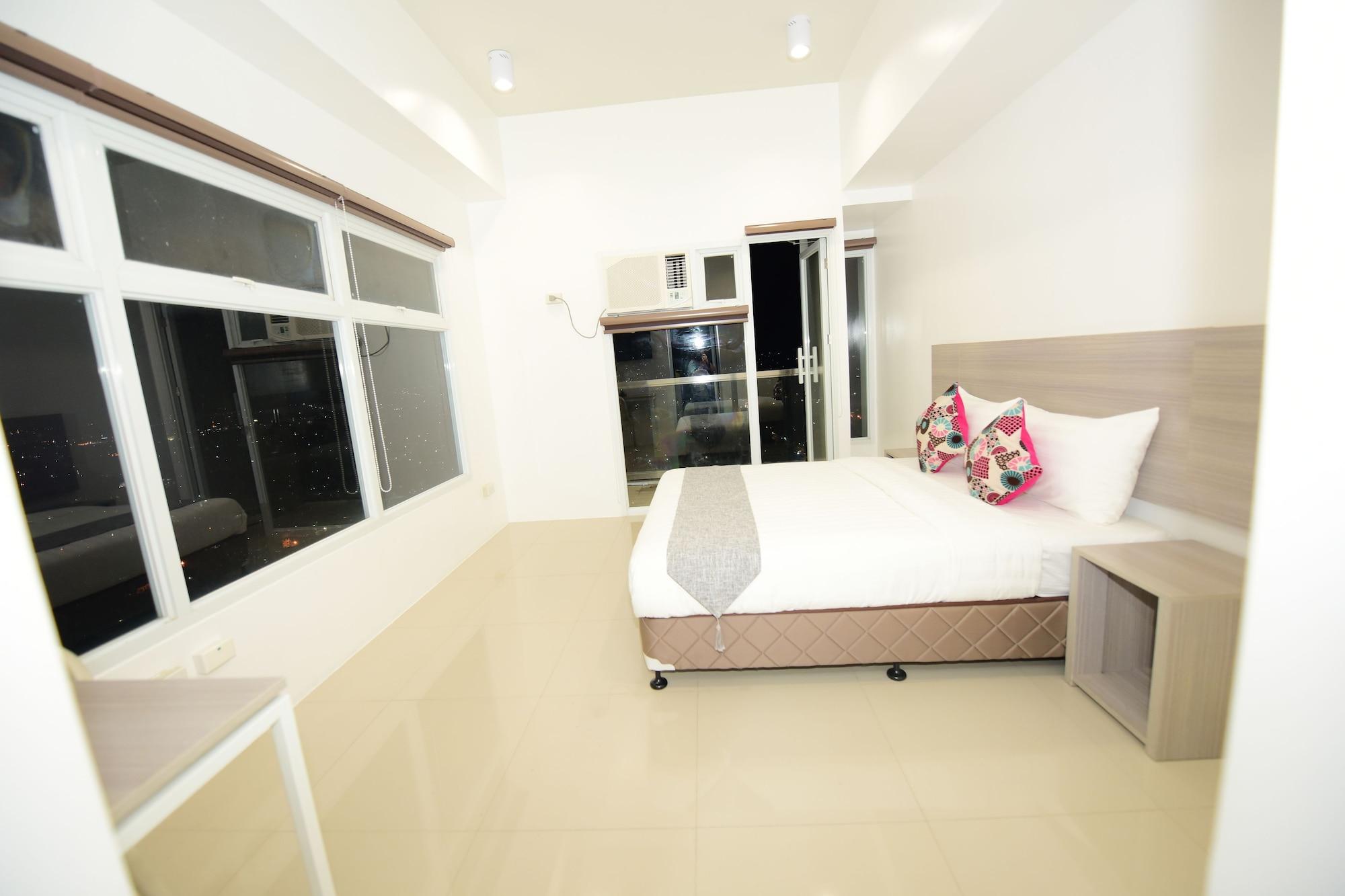 Eon Centennial Soho Hotel Cebu Екстериор снимка