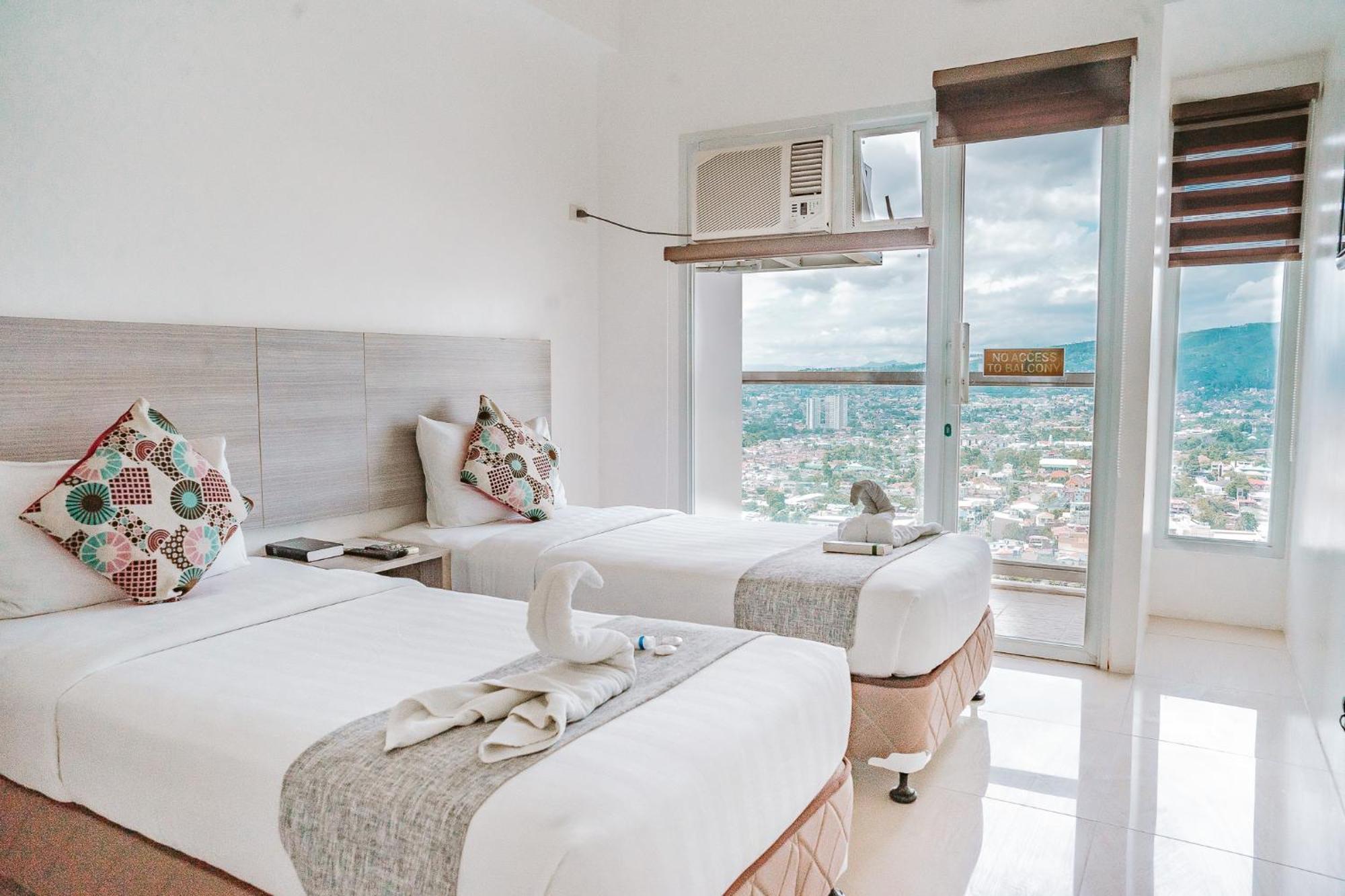 Eon Centennial Soho Hotel Cebu Екстериор снимка