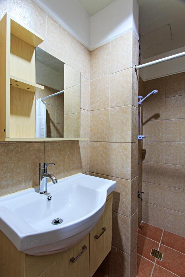 Eon Centennial Soho Hotel Cebu Стая снимка